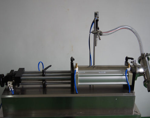Хоризонтална течна машина за полнење целосно пневматска полуавтоматска опрема за полнење на течност за шампон