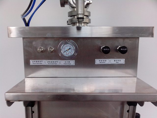 cream filling machine semi automatic vertical lotion sauce filler equipment1